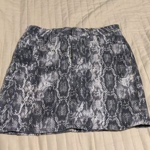 Zara Snakeskin Mini Skirt Size XS